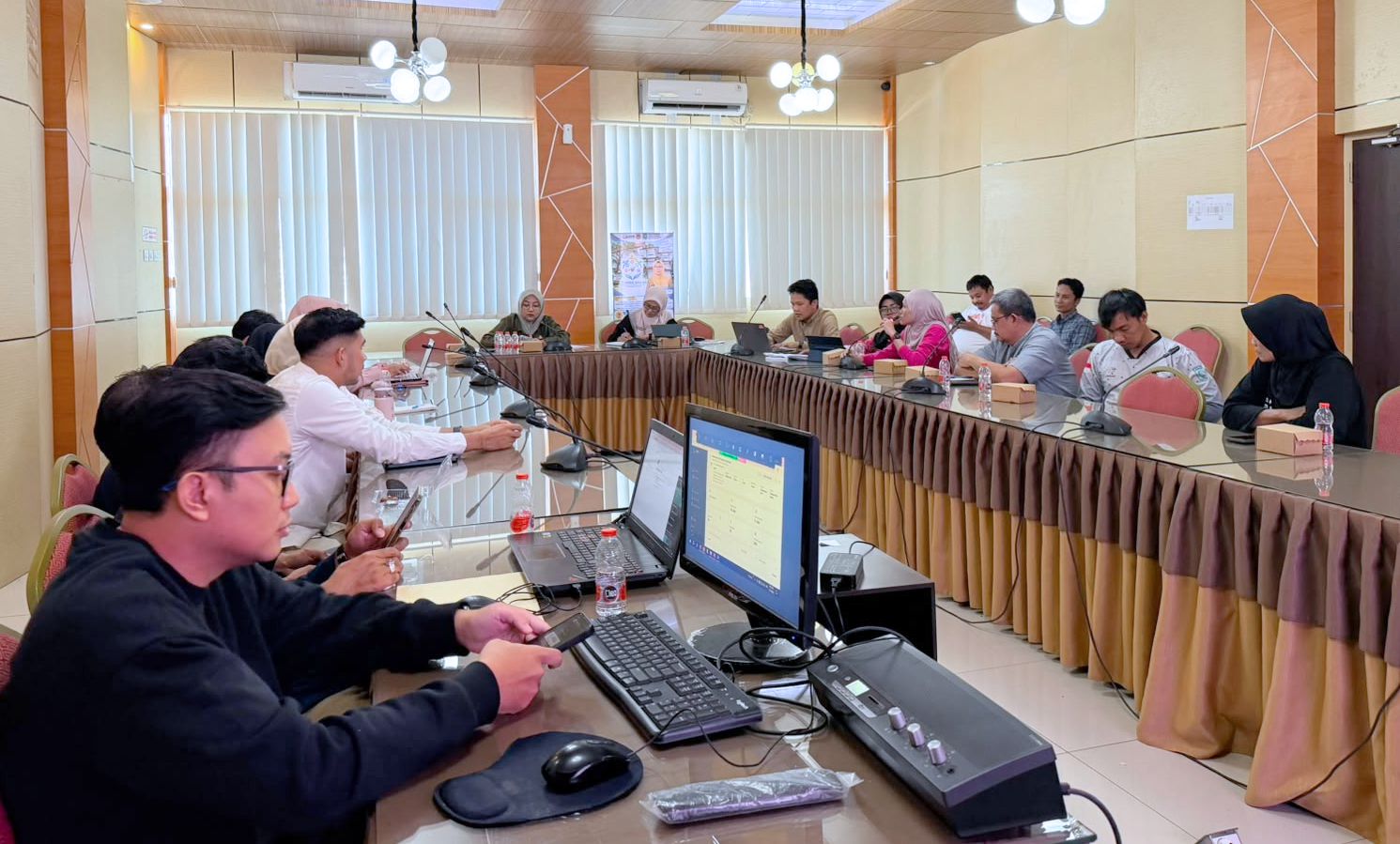 Rapat Tim Efektif SINERGI BANJAR Dorong Implementasi Integrasi Program Penanggulangan Kemiskinan Kabupaten Banjar